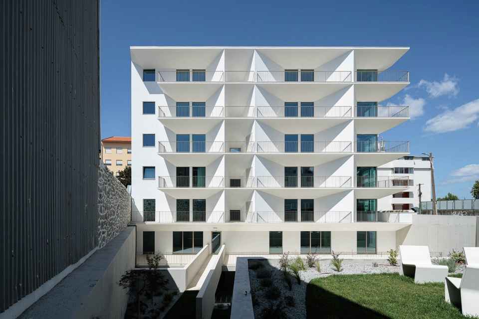 001-varandas-de-salgueiros-by-floret-arquitectura-960x640.jpg
